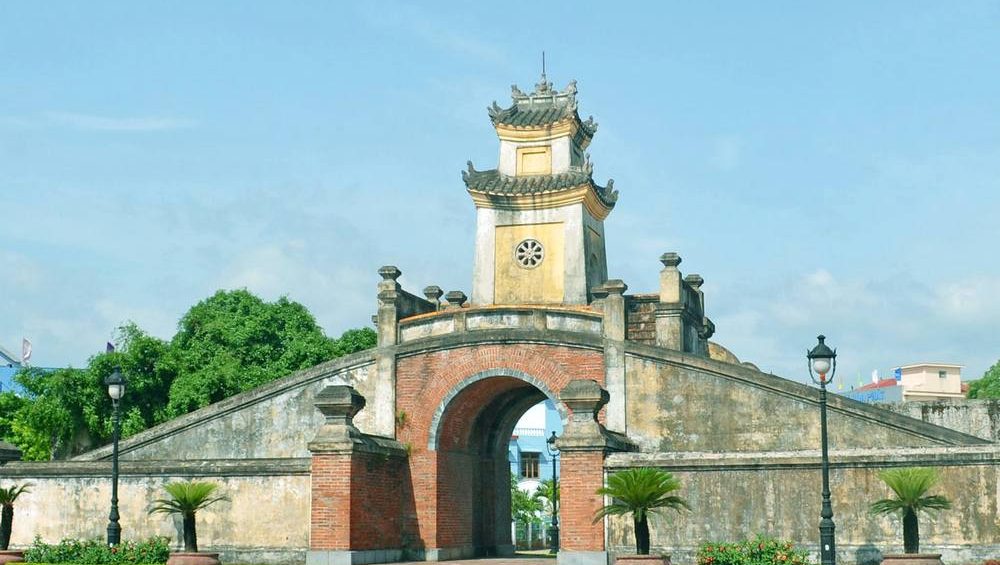 Dao Duy Tu Rampart, Quang Binh