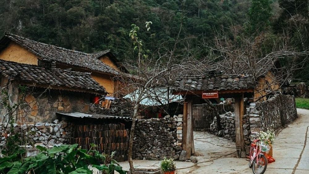 Lung Cam village