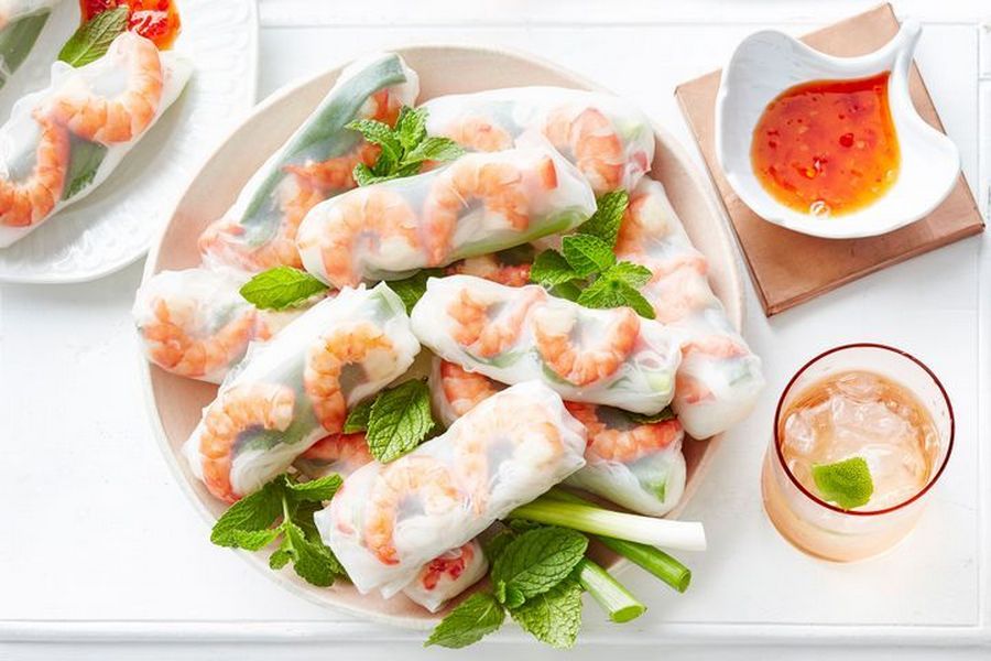 Vietnamese wraps and rolls, a vegetarian-friendly food