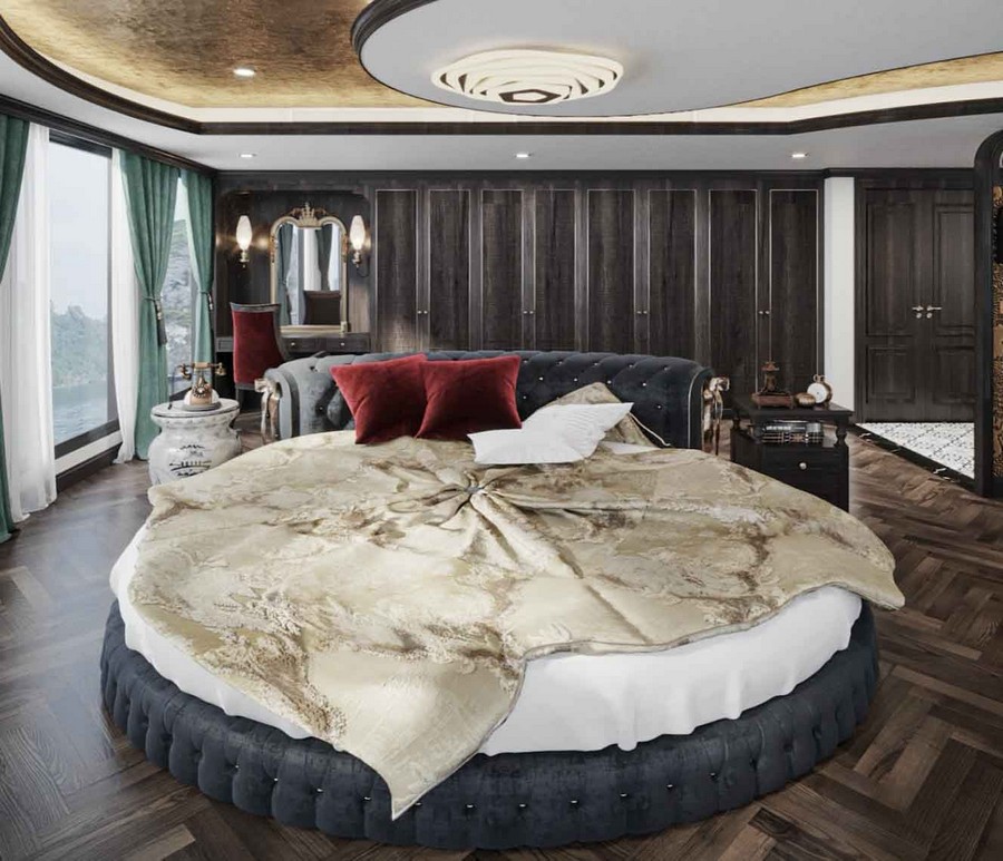 Catherine Cruise -Villa President