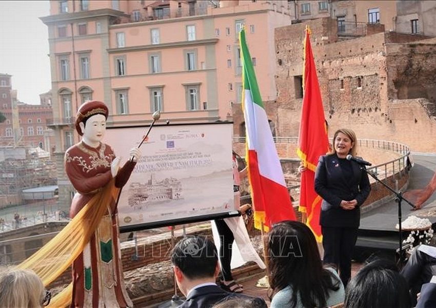 Celebrating 50 years of diplomatic relations between Vietnam and Italy