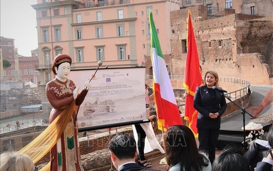 Celebrating 50 years of diplomatic relations between Vietnam and Italy