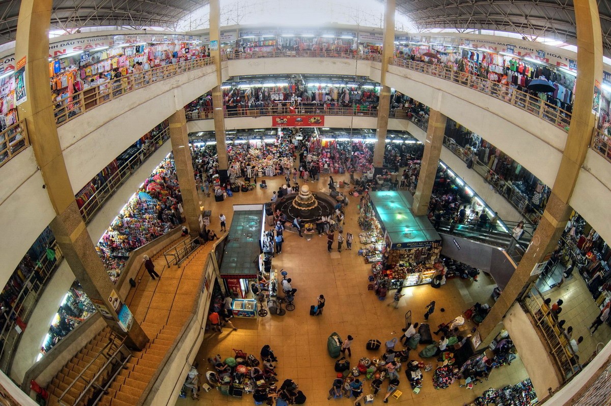 Dong Xuan Market
