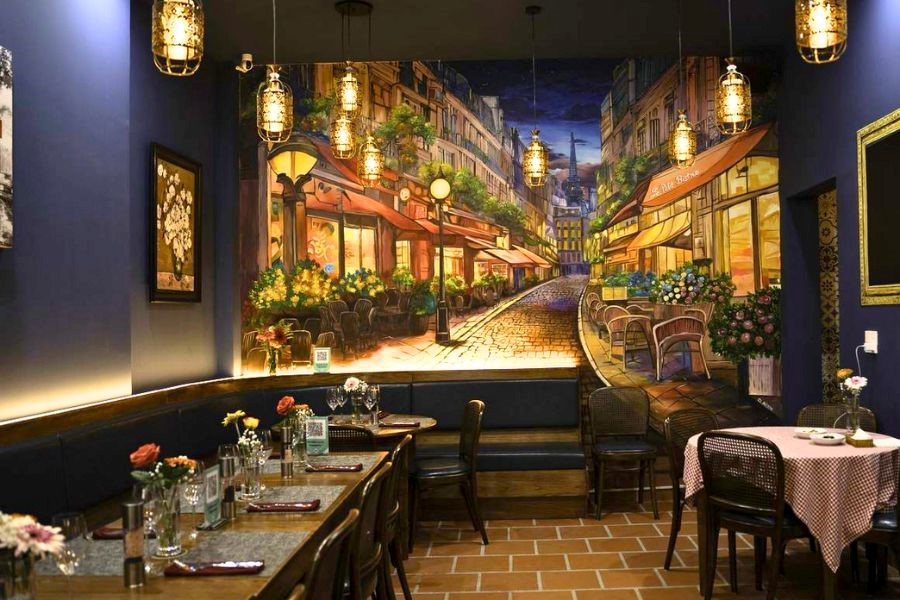 Le Petit Bistro Da Nang