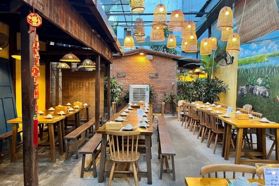 THÌA GỖ Restaurant serving Vietnamese cuisine.