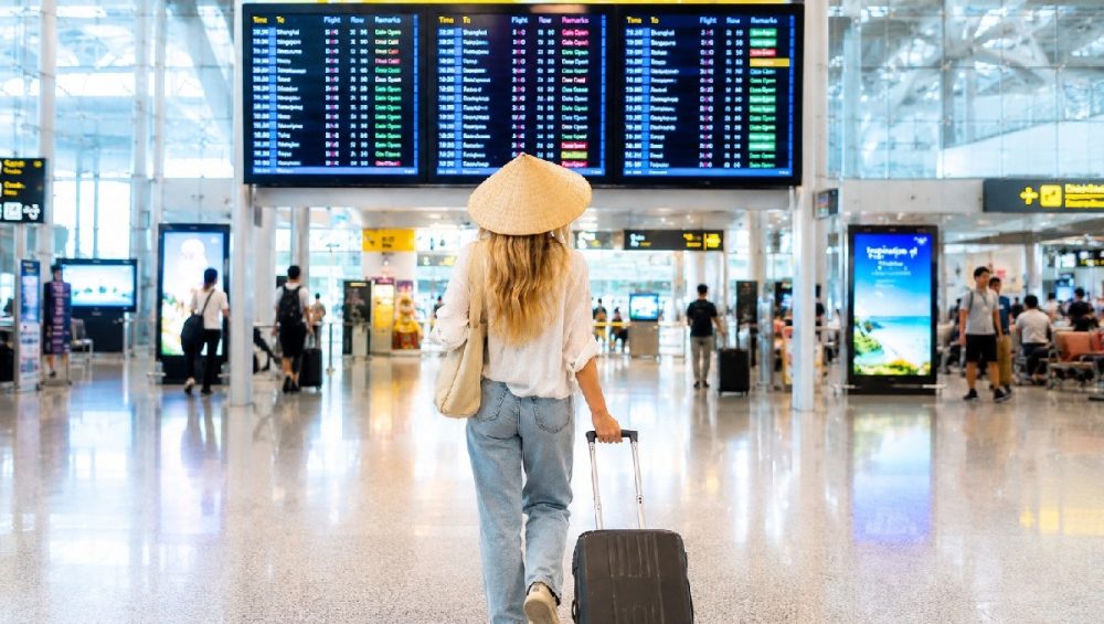 Flights from the Middle East to Vietnam in 2026